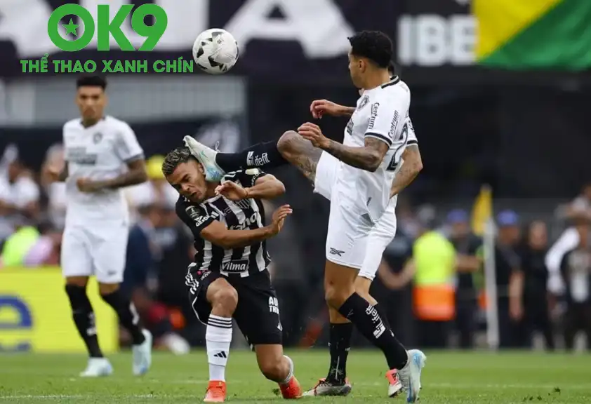 Lịch sử đối đầu giữa hai đội cực kỳ cân bằng, thường chỉ được định đoạt bằng những khoảnh khắc Lịch sử đối đầu giữa hai đội cực kỳ cân bằng, thường chỉ được định đoạt bằng những khoảnh khắc